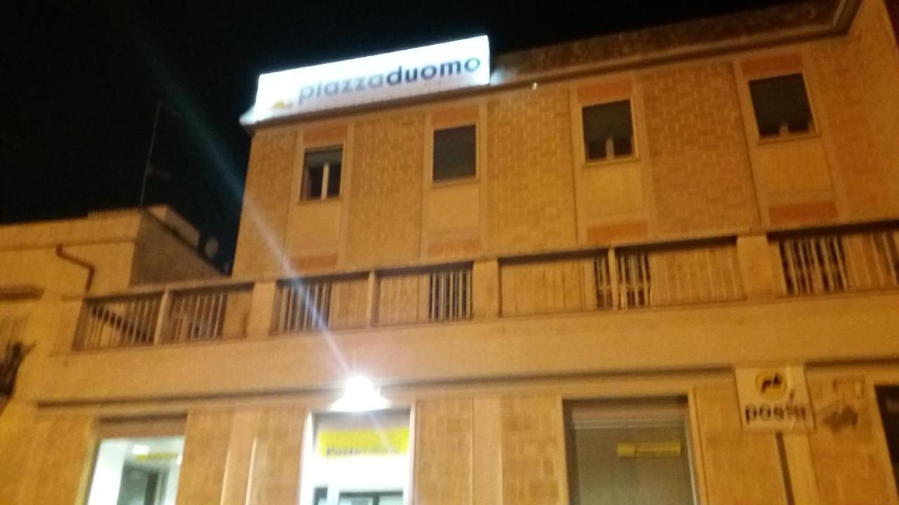 B&B Piazza Duomo Cerignola Exterior photo